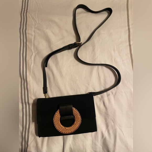 Vince Camuto cross-body purse - Picture 1 of 5